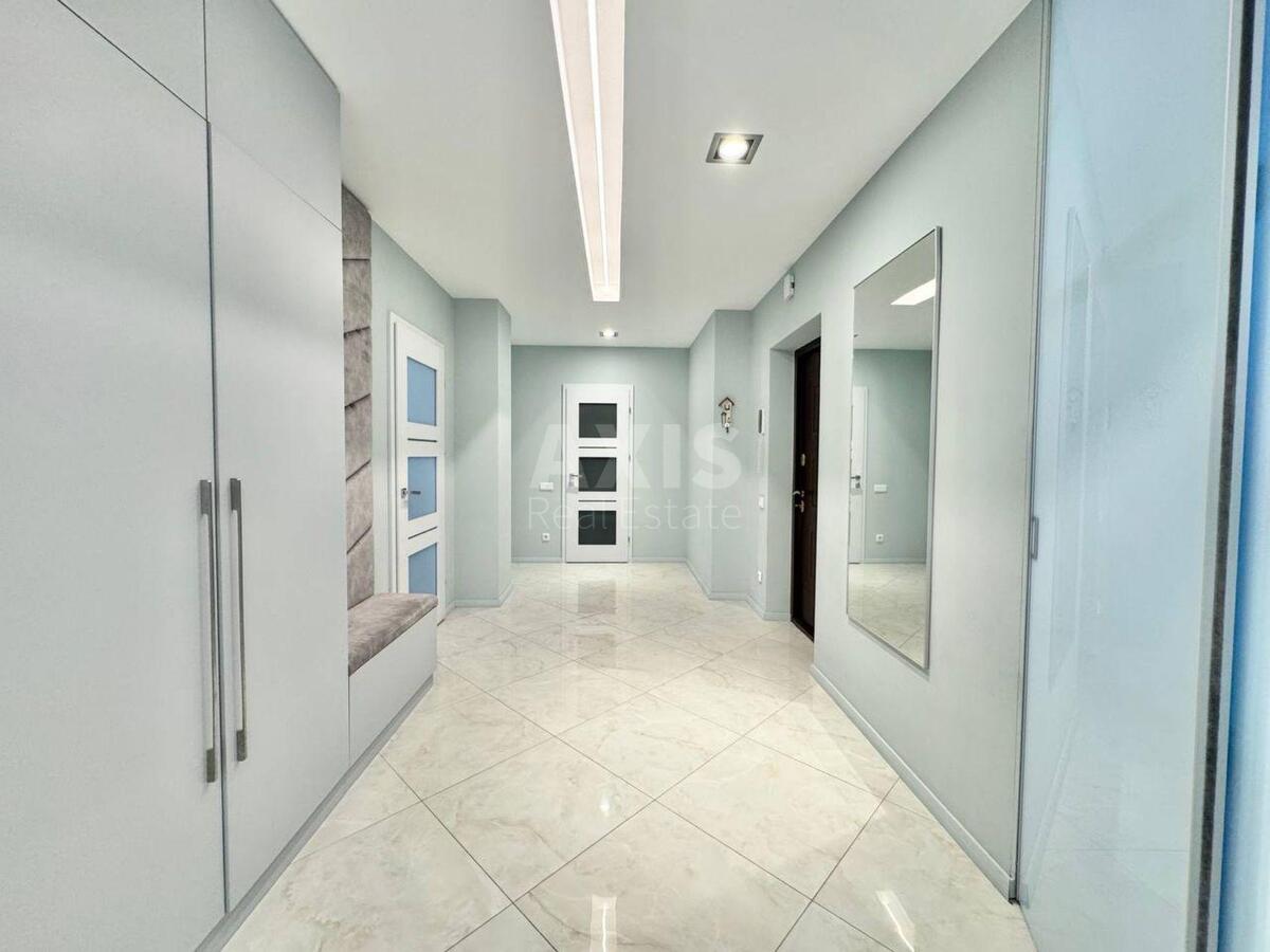 3k apartment vul. Yulia Zdanovska 71Г1