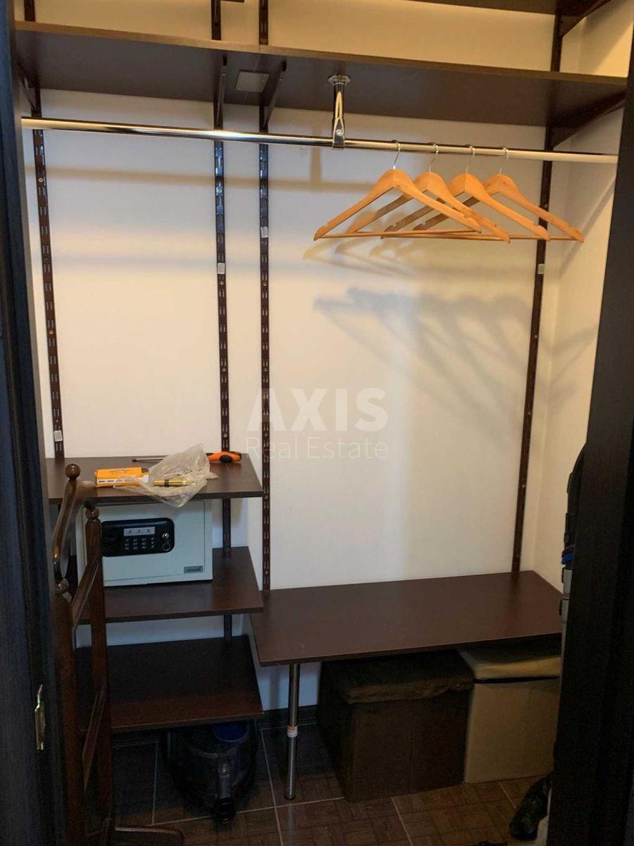 1k apartment vul. Parkovo-Syrec'ka 4Б5