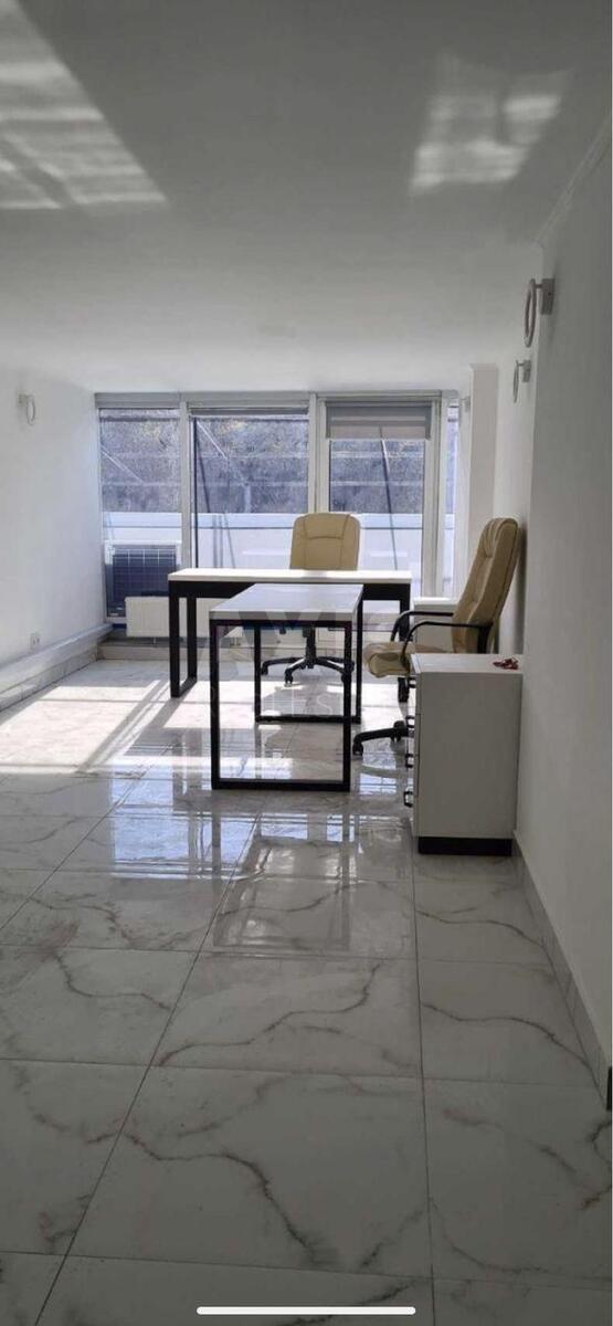 Office vul. Glybochyc'ka 73, 563m2589274