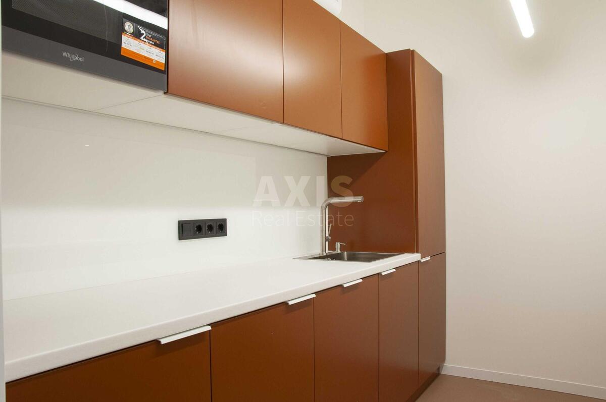 Office uzv. Klovs'kyj 7, 190m2590091