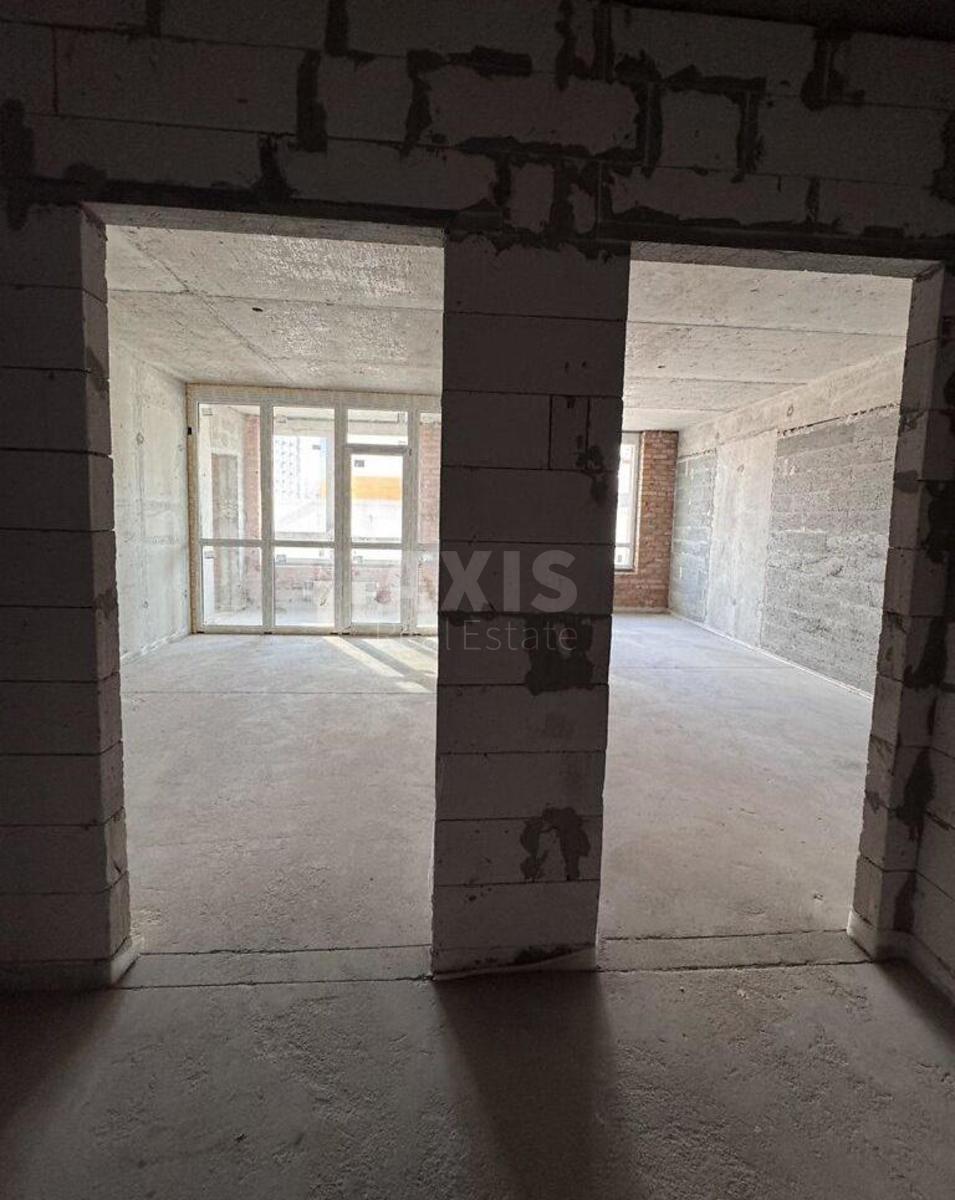 3k apartment nab. Dniprovs'ka 15Є3