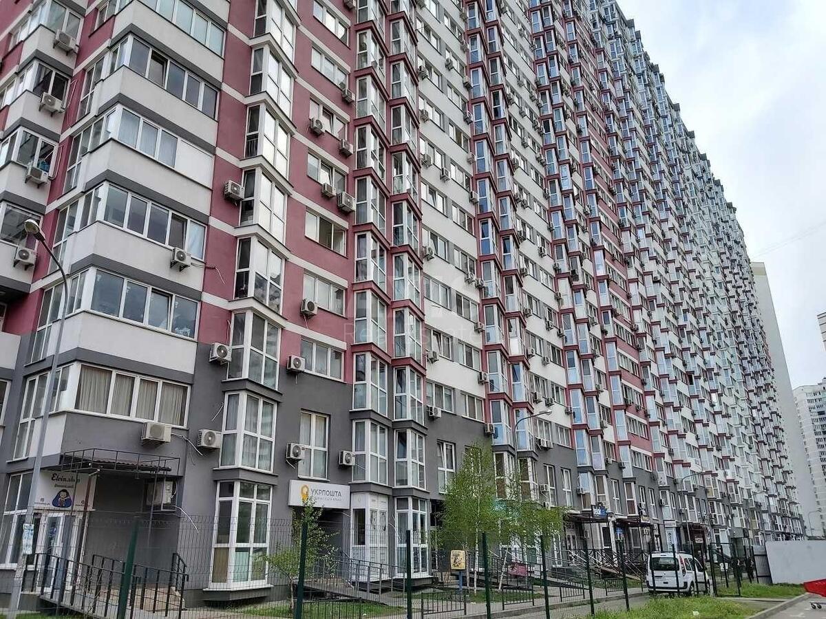 1к квартира ул. Драгоманова 2Б11