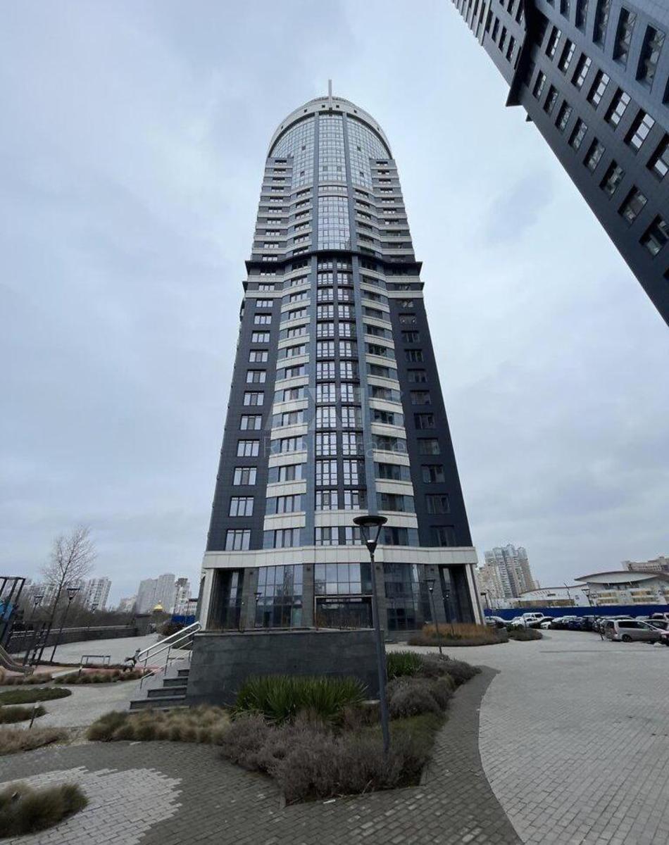 2k apartment vul. Sverstjuka Jevgena 54