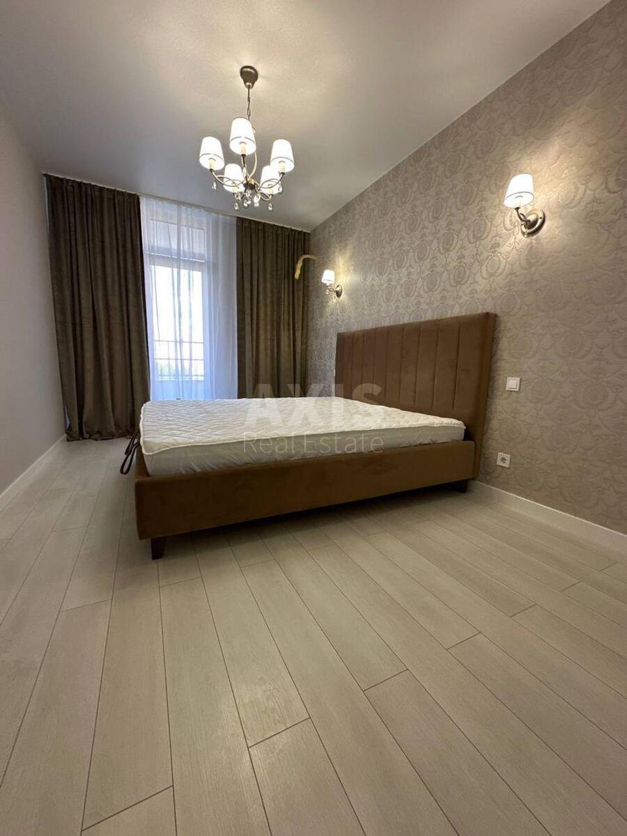 1k apartment pr-t Sobornosti 17637246