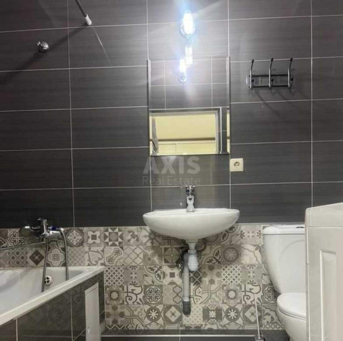 1k apartment vul. Olevs'ka 114