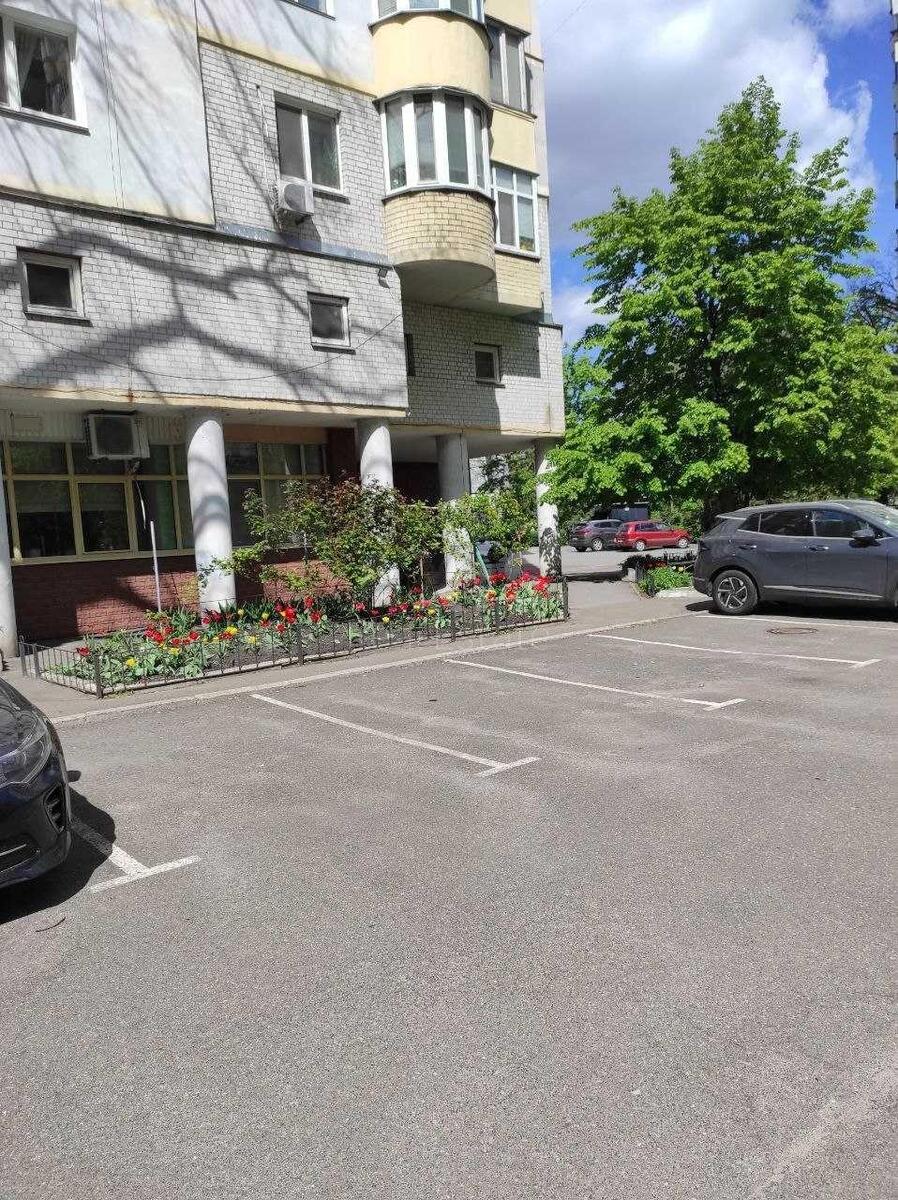 2к квартира ул. Котельникова Михаила 336398214