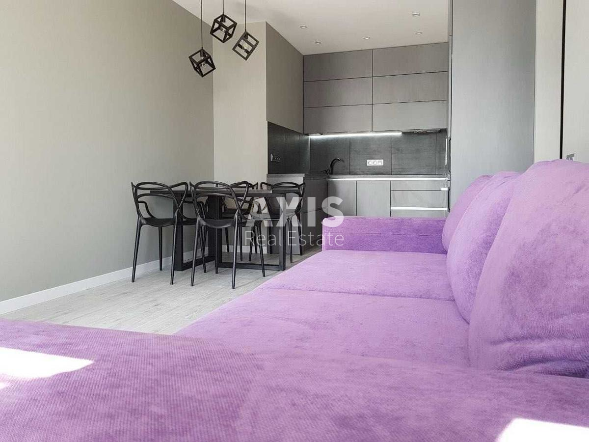 1k apartment vul. Zarichna 3А4