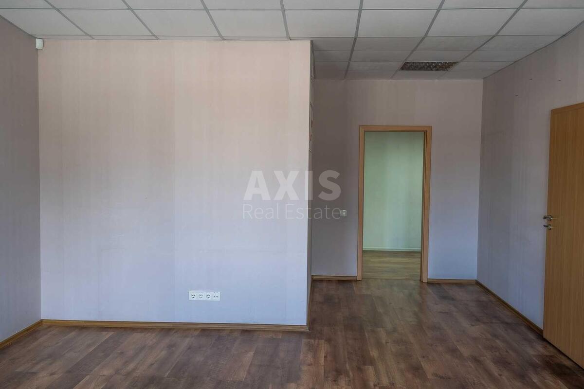 Office pr-t Vidradnyj 95А, 272m2641004