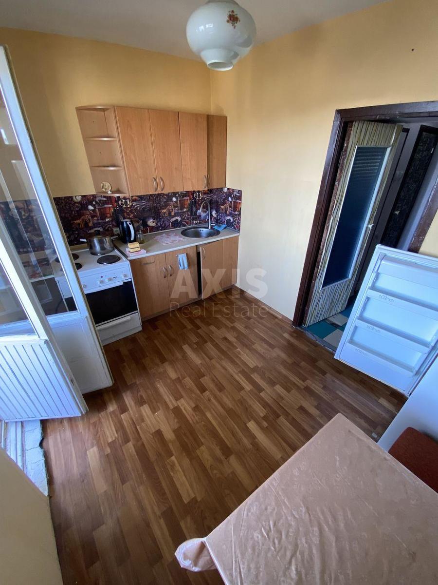 1k apartment vul. Majakovs'kogo 37/61