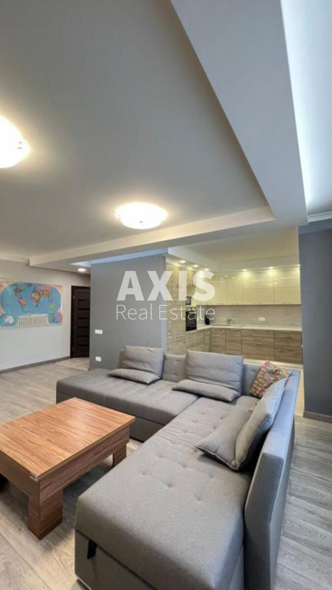 3k apartment vul. Kryvonosa Maksyma 7