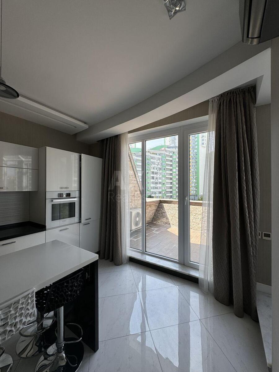 3k apartment vul. Vyshgorods'ka 451
