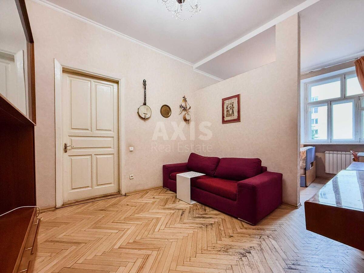 2k apartment vul. V'jacheslava Lypyns'kogo 33
