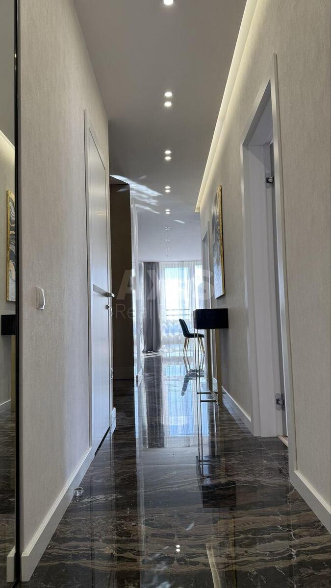 3k apartment nab. Dniprovs'ka 18606647