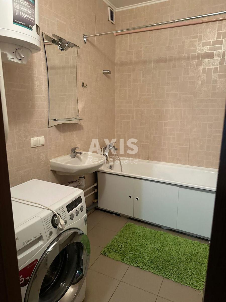 2k apartment vul. Vashhenka Grygorija 18