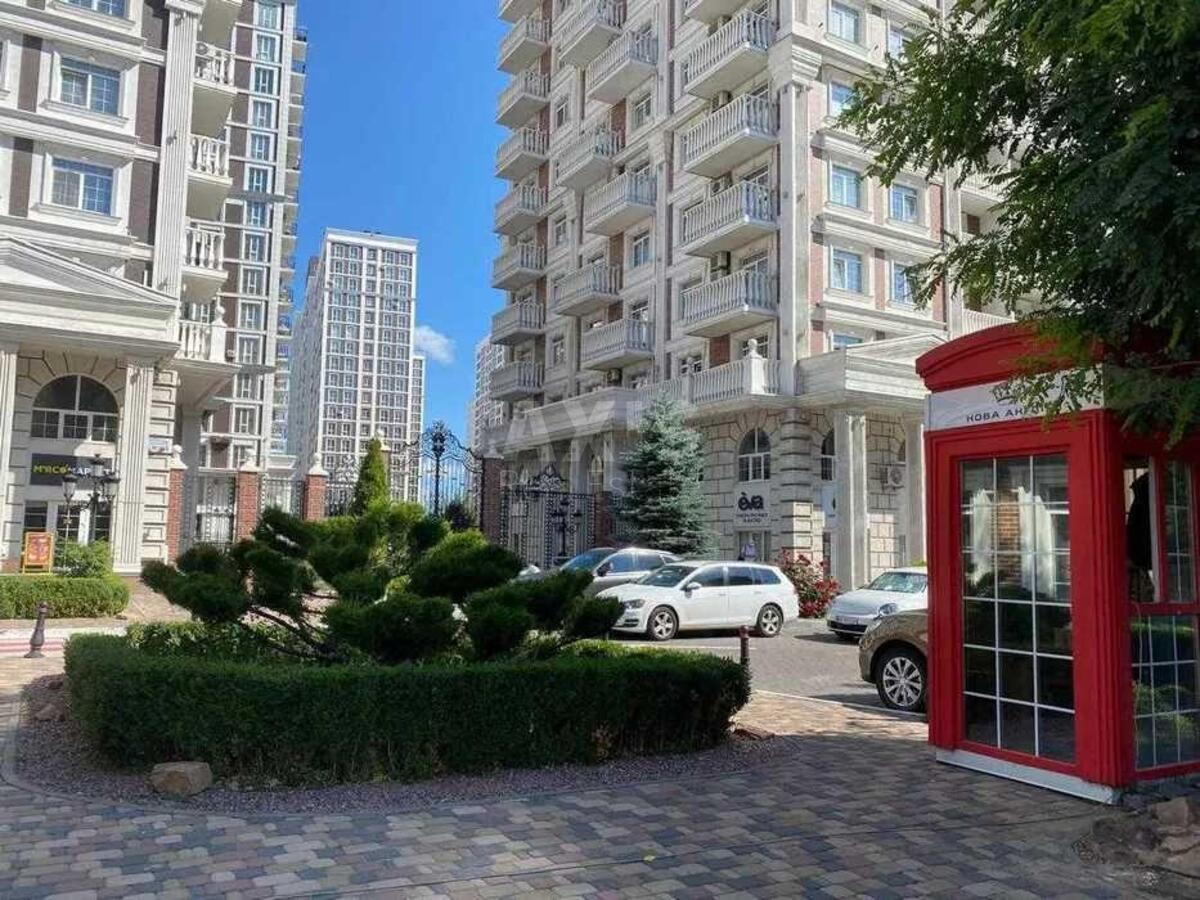 2k apartment vul. Myhajla Maksymovycha 241