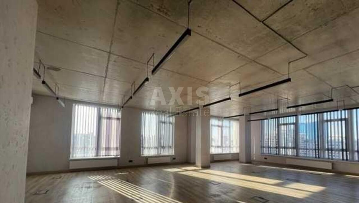 Office vul. Zhyljans'ka 68, 120m22