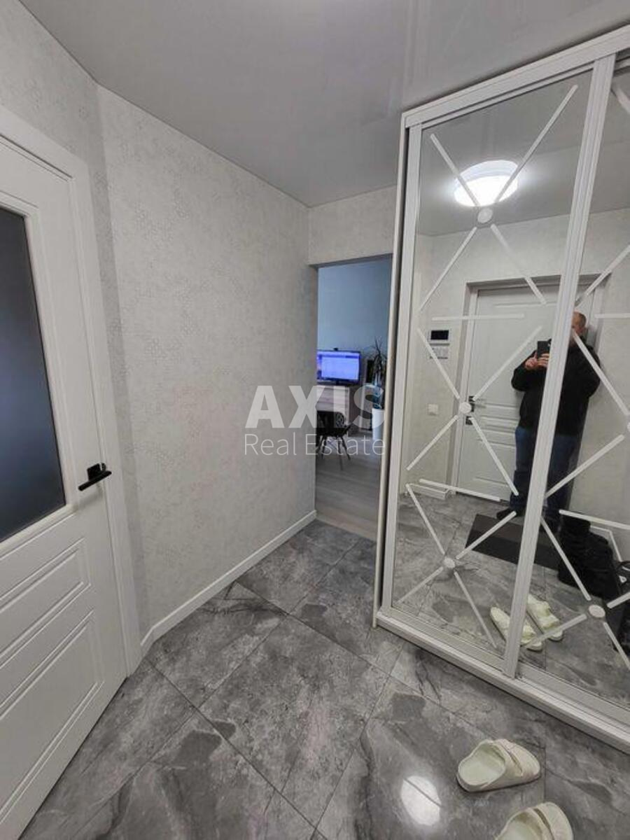4k apartment vul. Ussurijs'ka 1/93