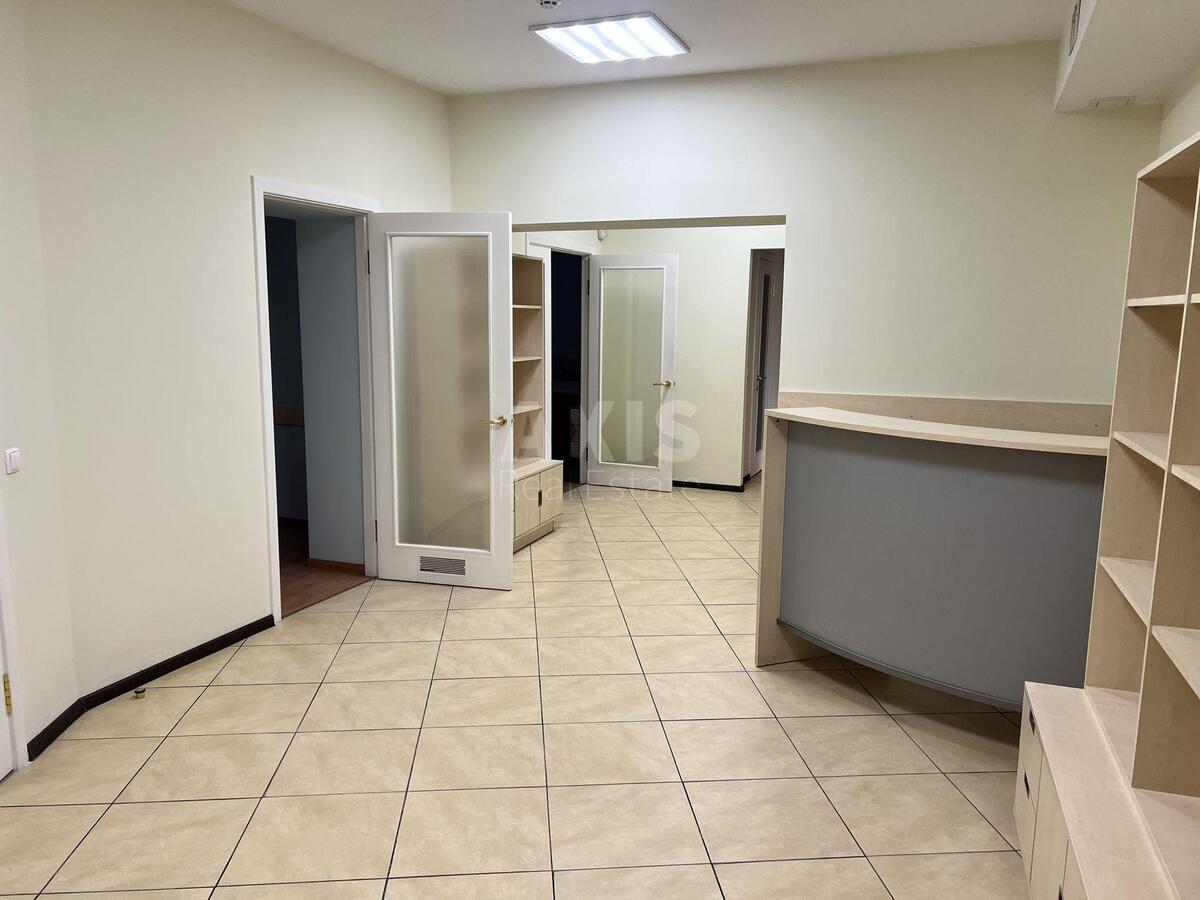 Office vul. Chornovola V'jacheslava 25, 190m2625152