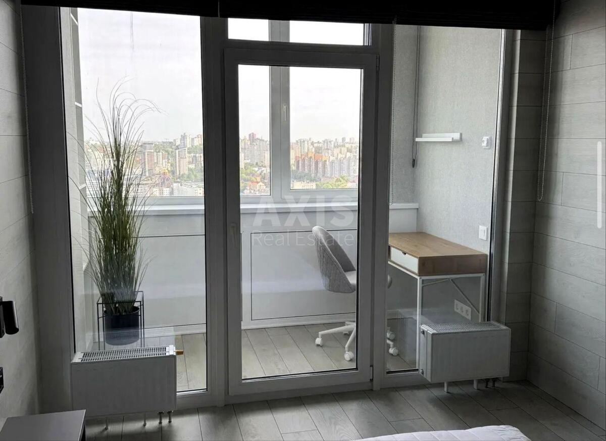 1k apartment pr-t Berestejskij 11623796