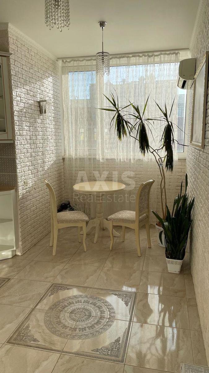 1k apartment vul. Kopernyka 31
