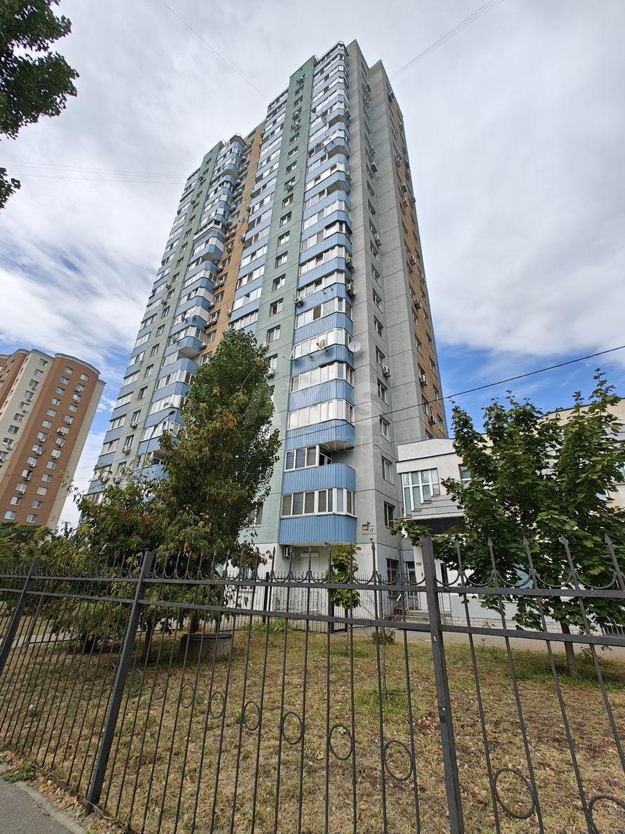 2k apartment vul. Krakivs'ka 13В8