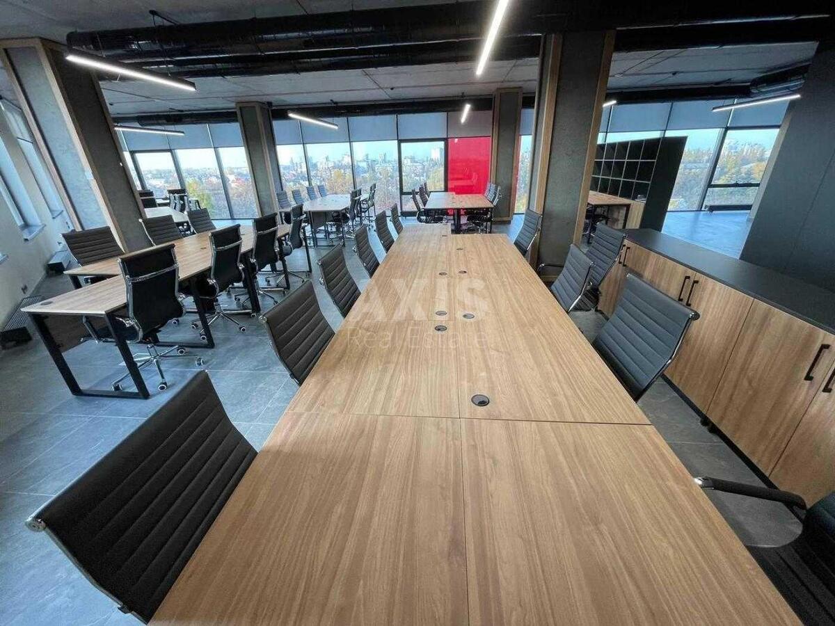 Office pr-t Lobanovs'kogo 119Х, 293m21