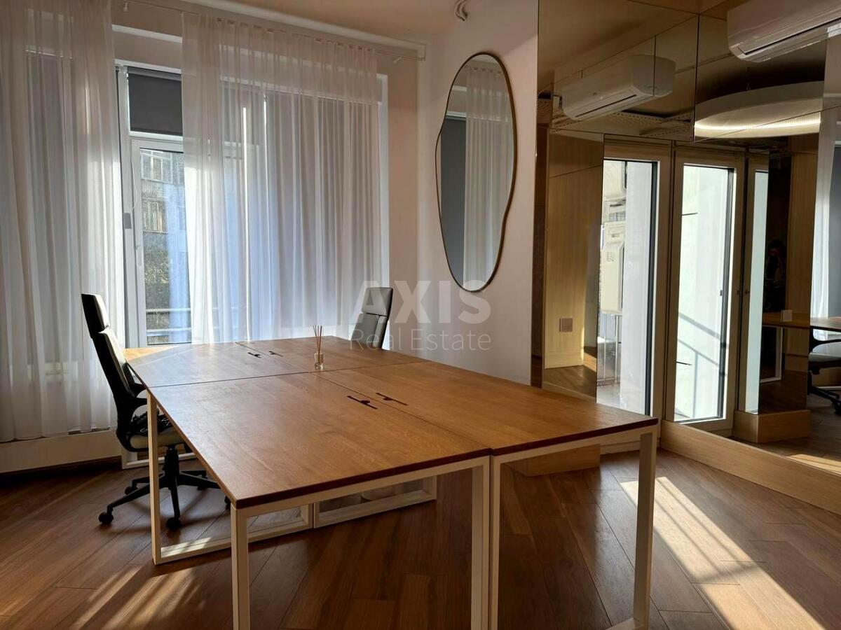 Office vul. Buslivs'ka 12, 135m2593298