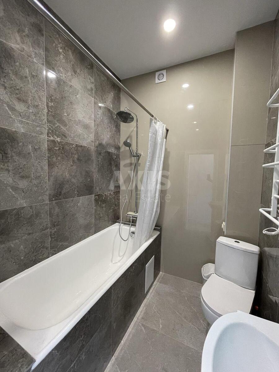 2k apartment vul. Jevgena Konoval'cja 36Є6