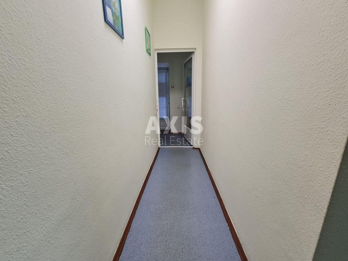 Объект торговли пр-т Бажана Николая 26, 91м2469881