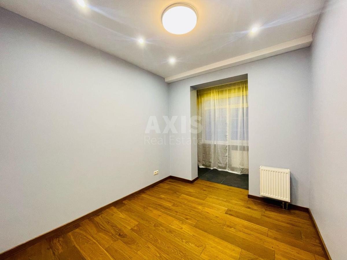 3k apartment vul. Myhajla Maksymovycha 249
