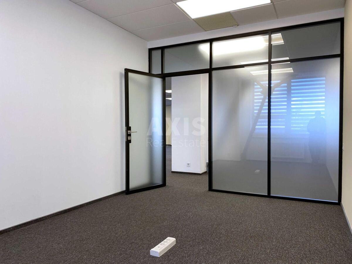 Office vul. Teligy Oleny 6, 472m21