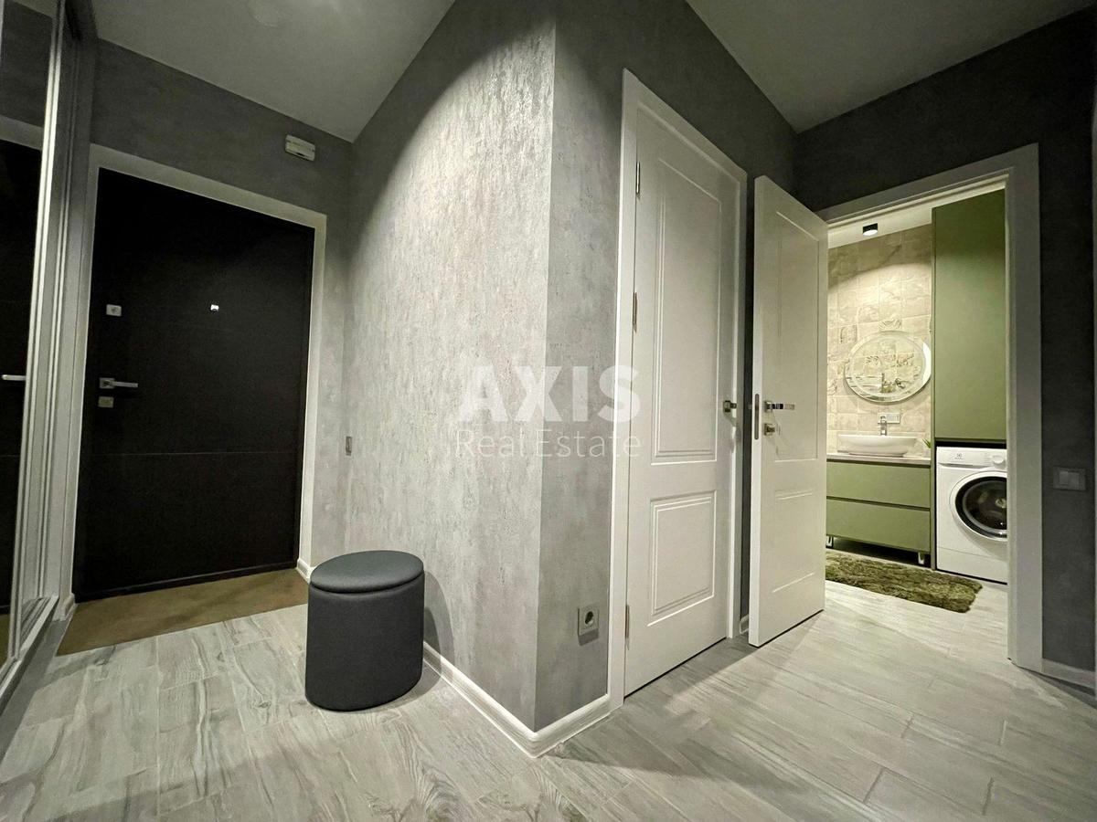 2k apartment vul. Pivnichno-Syrec'ka 13