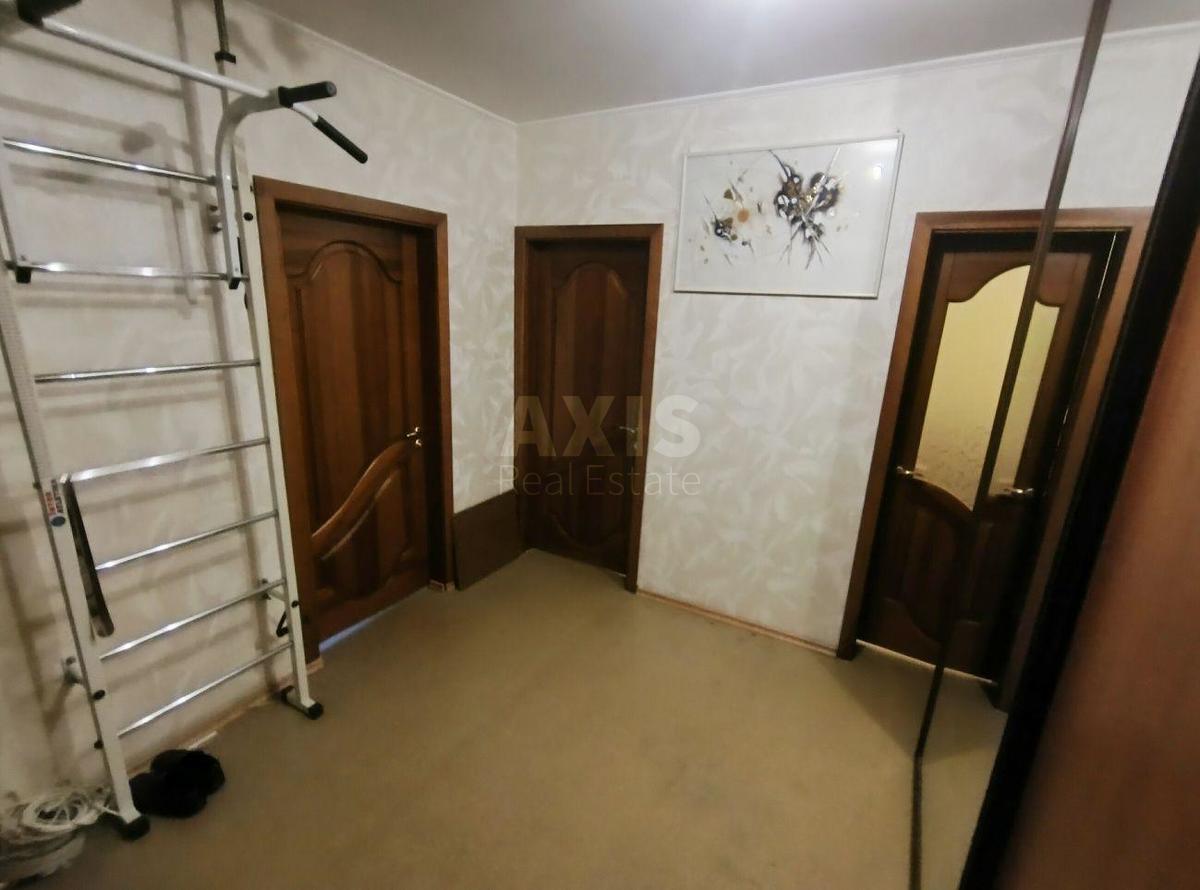 3к квартира ул. Заболотного Академика 360