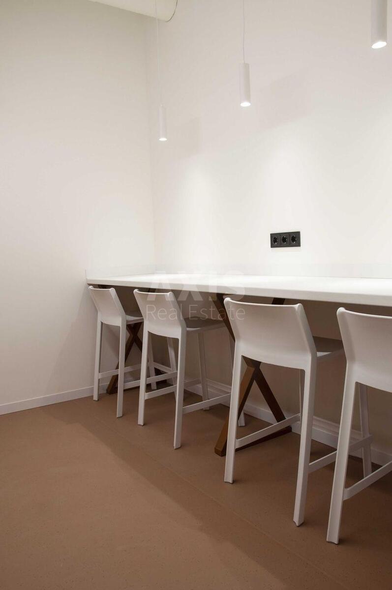 Office uzv. Klovs'kyj 7, 190m2590092