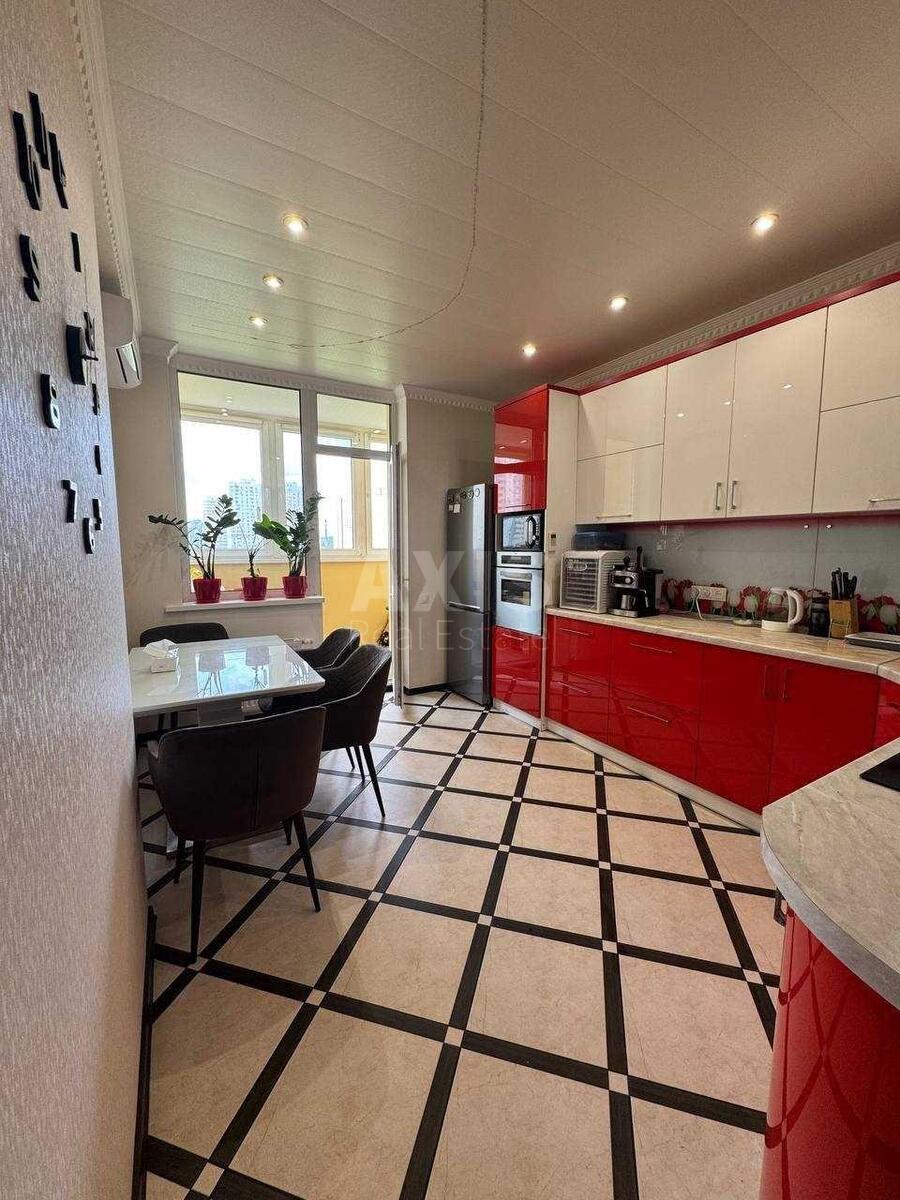 2k apartment vul. Dragomanova 2Б602370