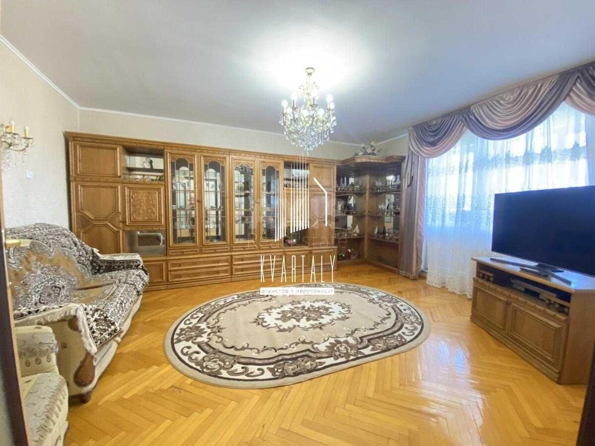 4k apartment vul. Puljuja Ivana 1А6