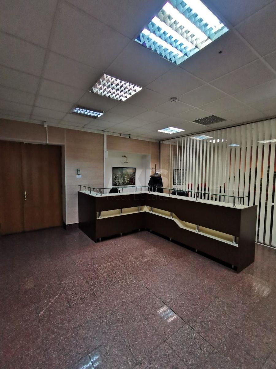 Office vul. Mykil's'ko-Slobids'ka 11, 46m2