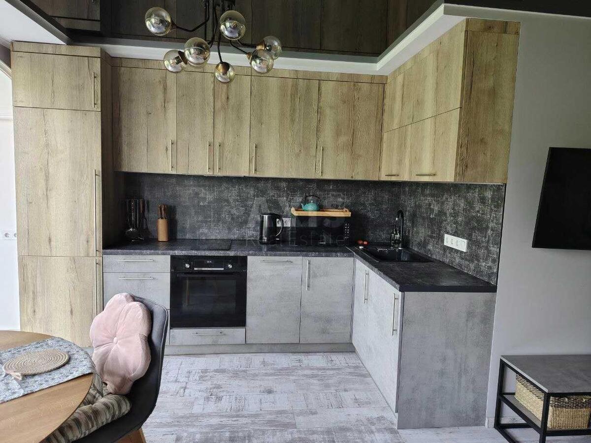 3k apartment vul. Velyka Vasyl'kivs'ka 16