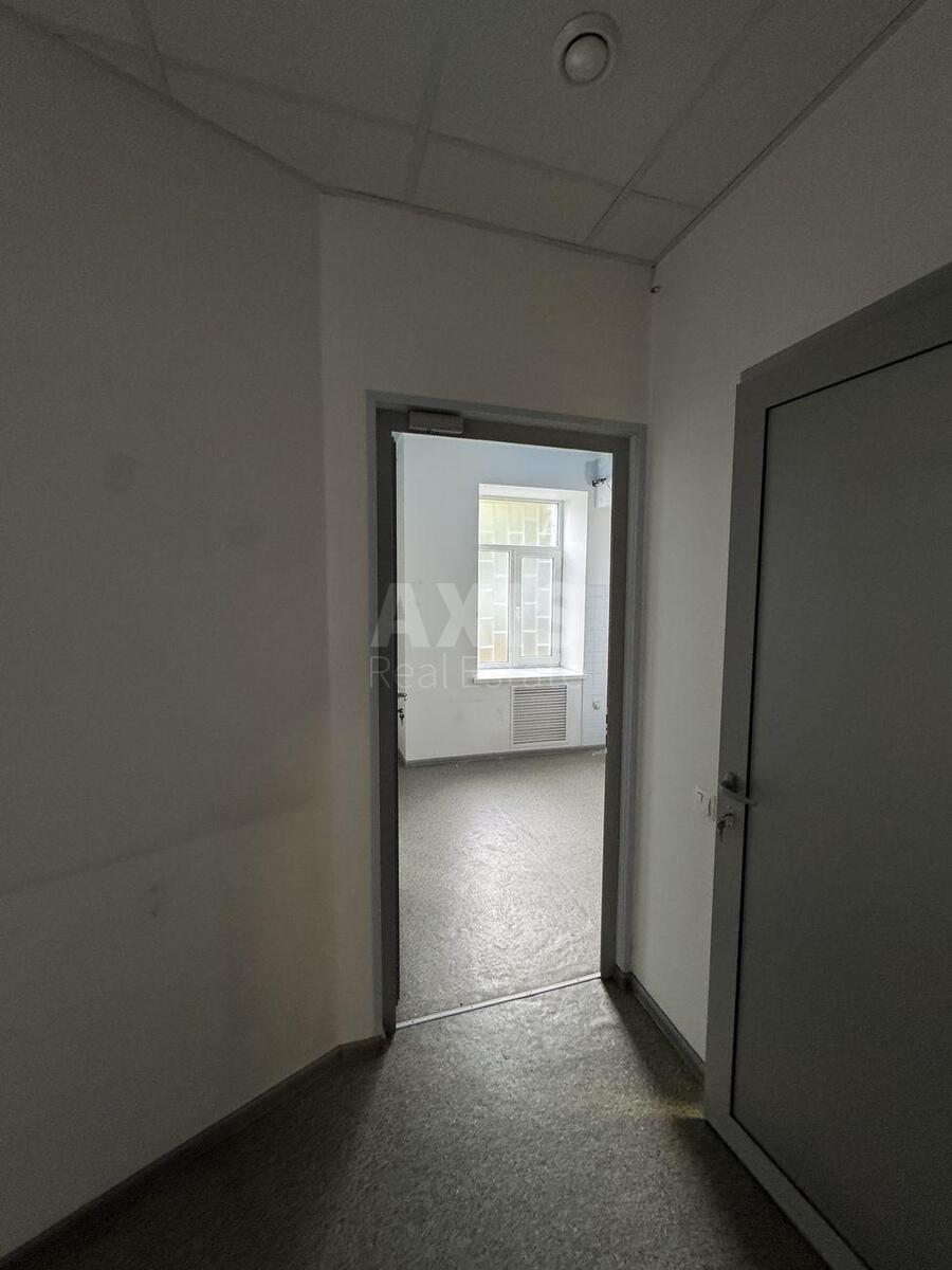 Office vul. Grushevs'kogo Myhajla 28/2, 52m2598925