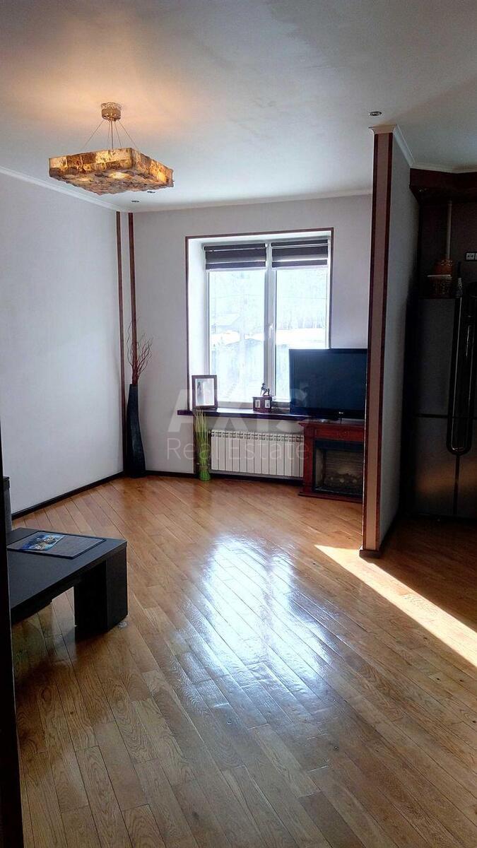 3к квартира ул. Вышгородская 41