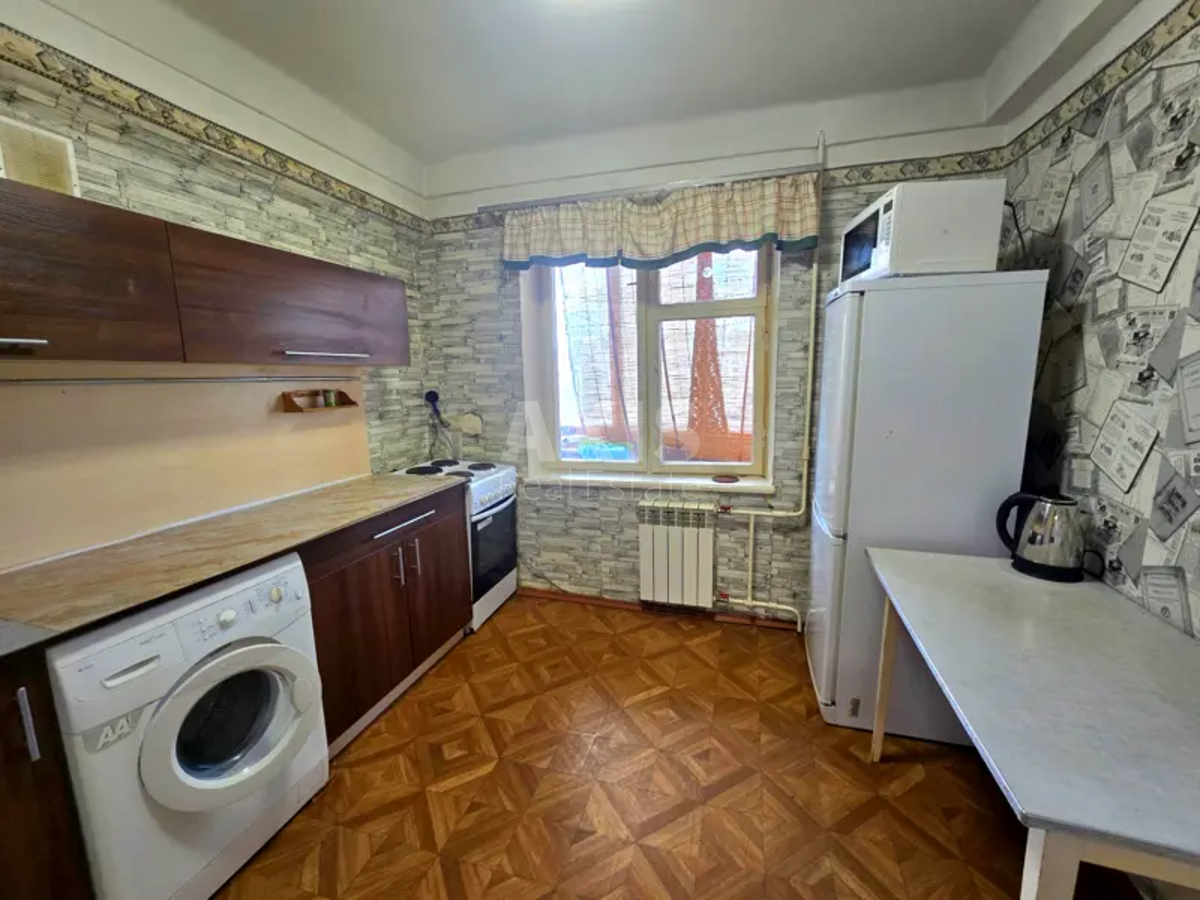1к квартира пр-т Оболонский 43