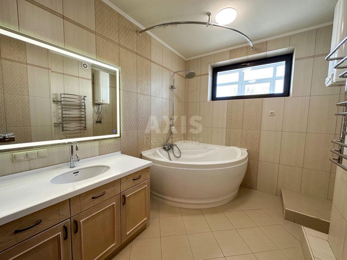 3k apartment vul. Jevgena Konoval'cja 44А3
