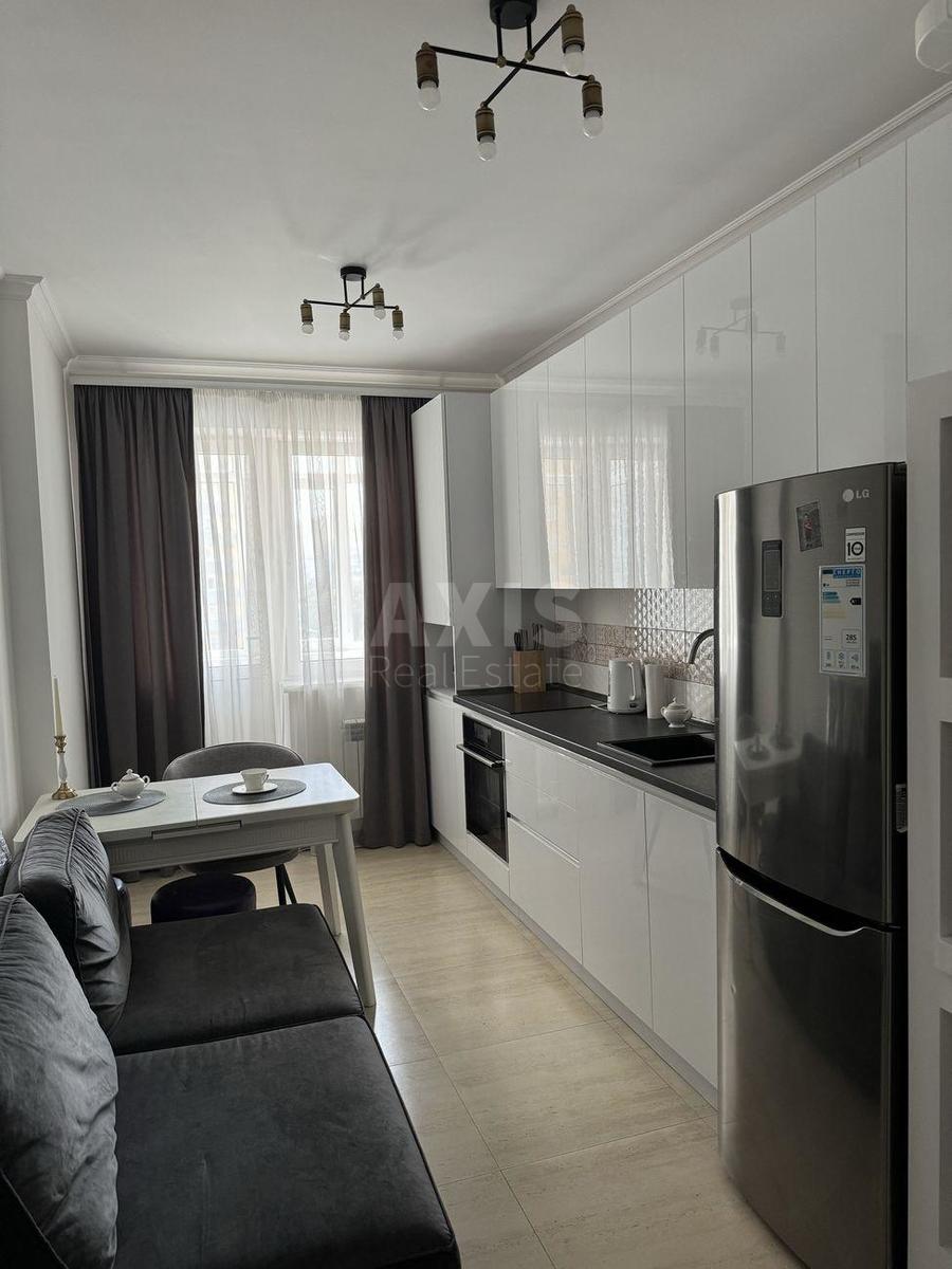 1k apartment vul. Kondratjuka Jurija 1