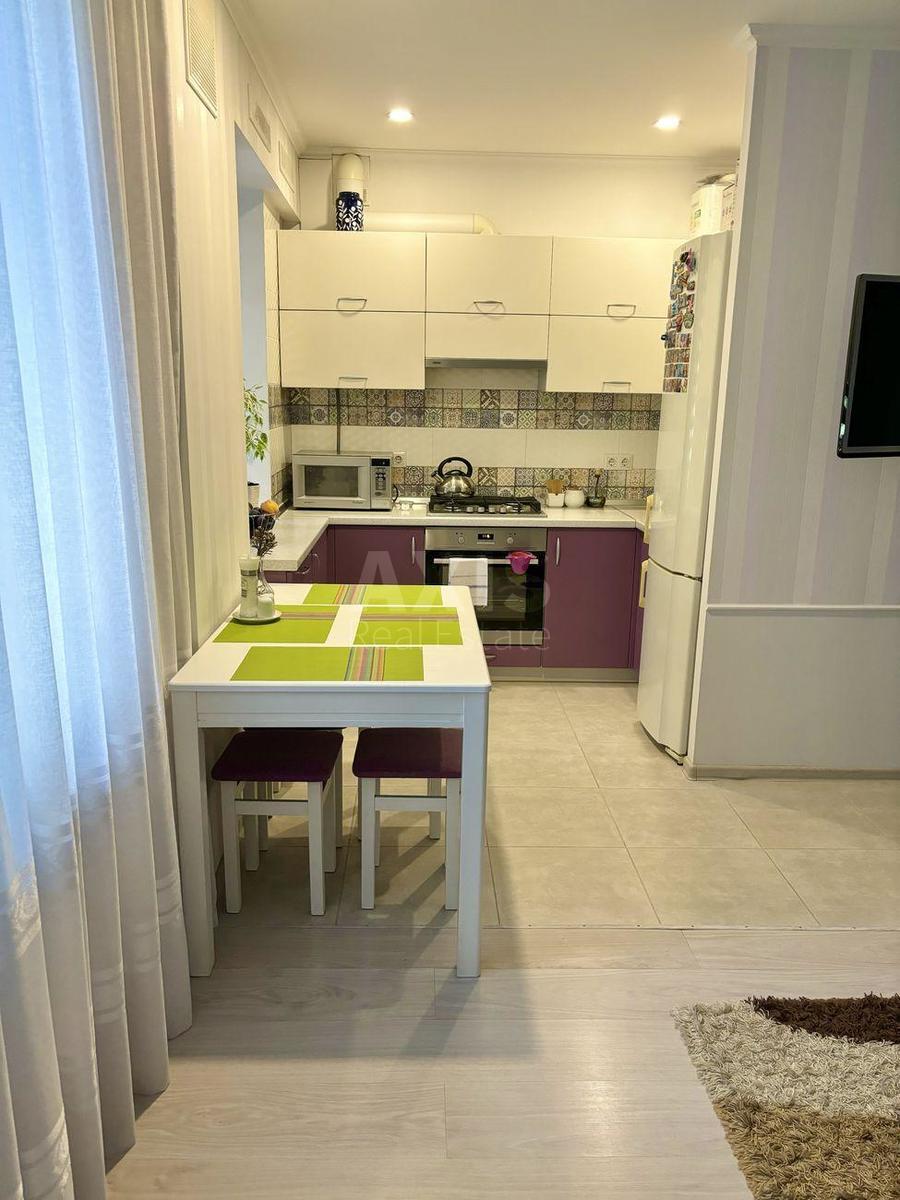 1k apartment vul. Veresneva 14/391