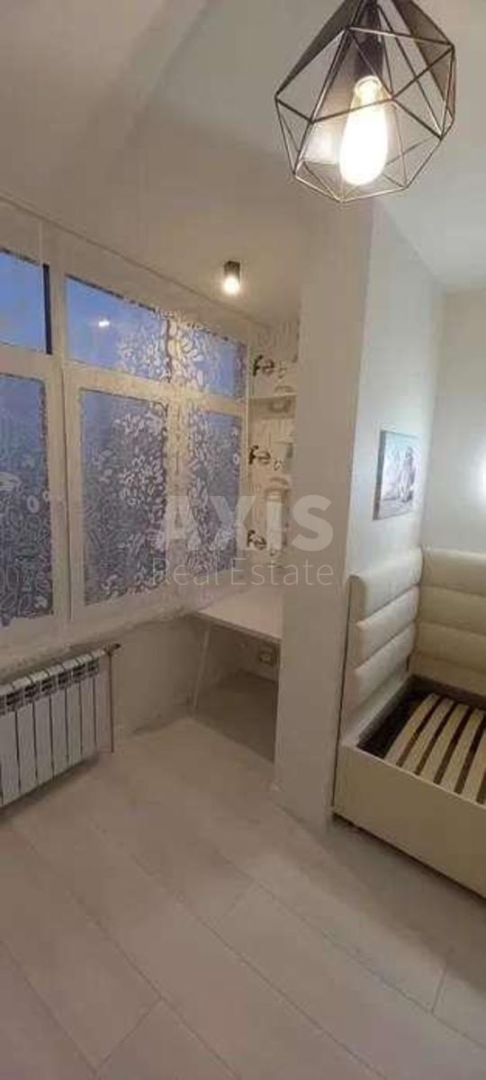 2k apartment vul. Lypkivs'kogo Vasylja Mytropolyta 37Г1