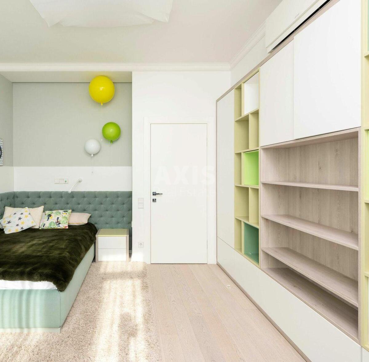 4k apartment vul. Zvirynec'ka 596