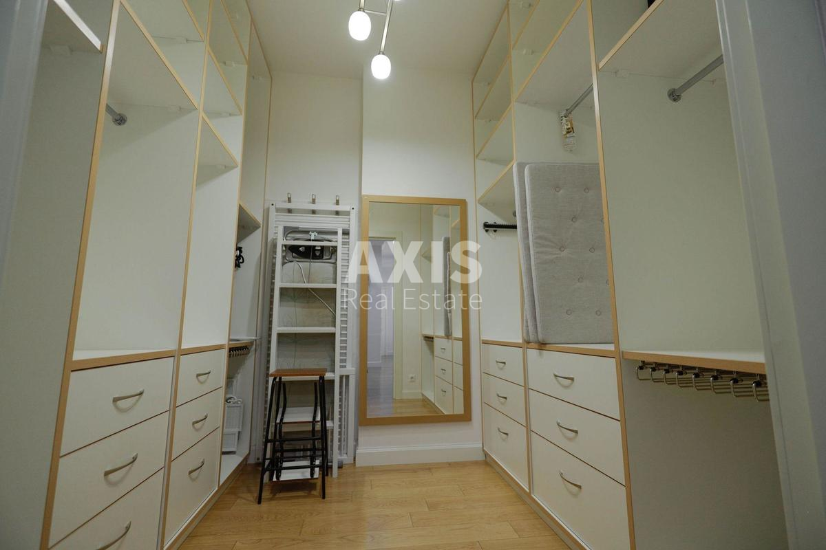 3k apartment vul. Dragomyrova Myhajla 1810
