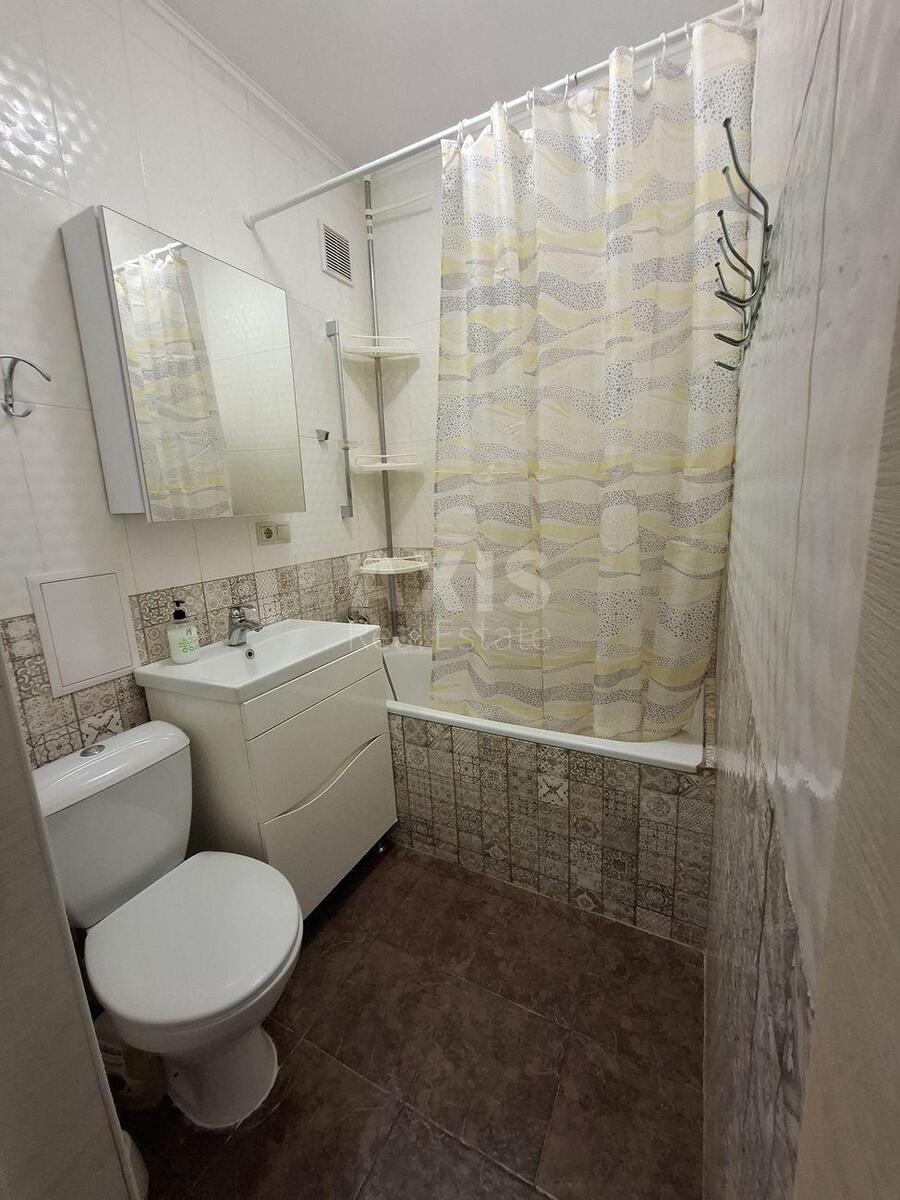 2k apartment pr-t Berestejskij 7619484