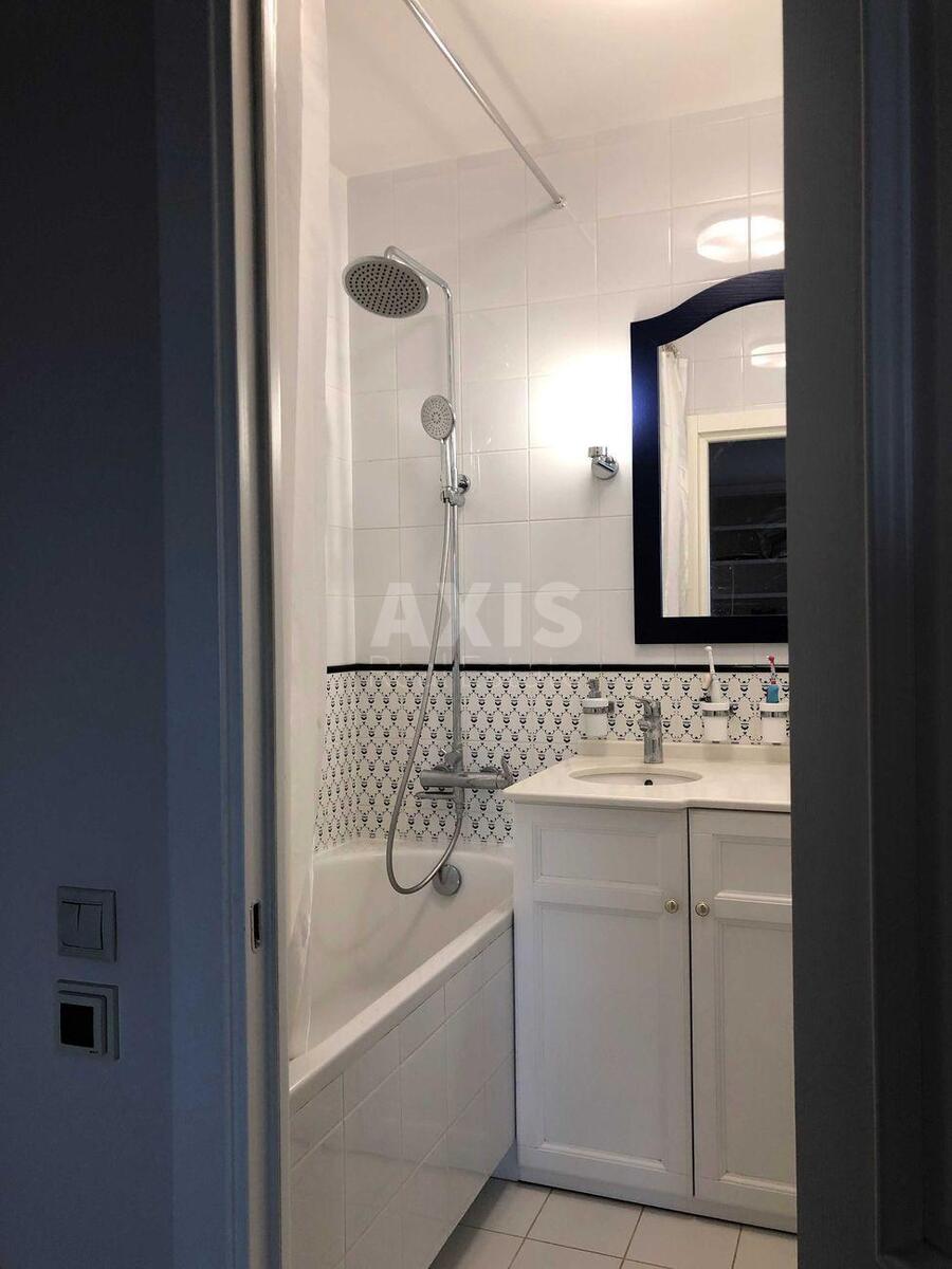3k apartment vul. Antonovycha 1668