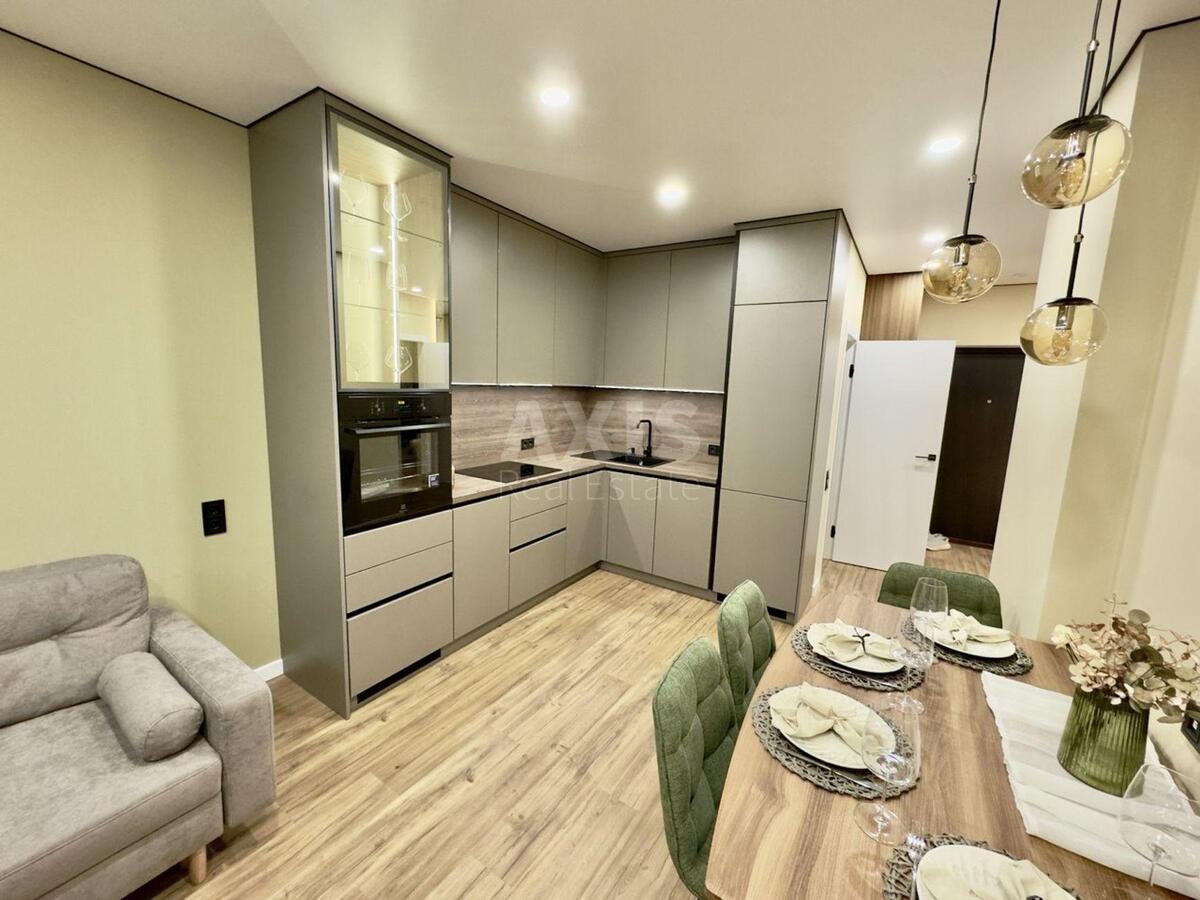 1k apartment vul. Rodyny Kristeriv 1457821